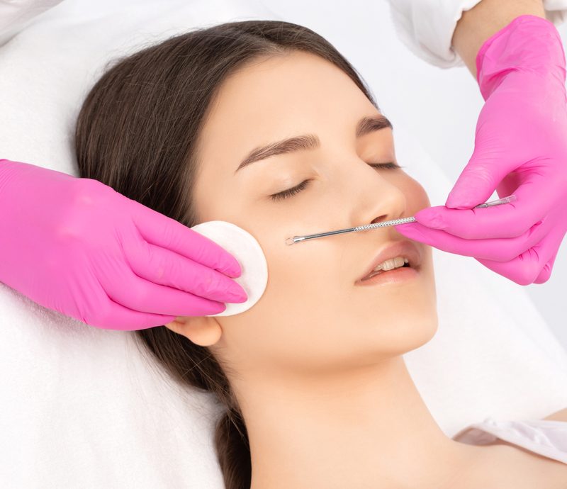 Deep cleansing facial plus phototherapy